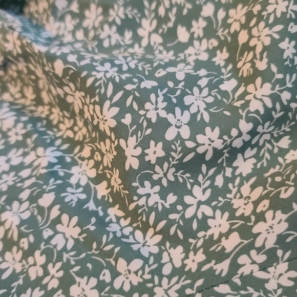 Green Asymmetrical Ruffled Sundress - Picture 3 of 7